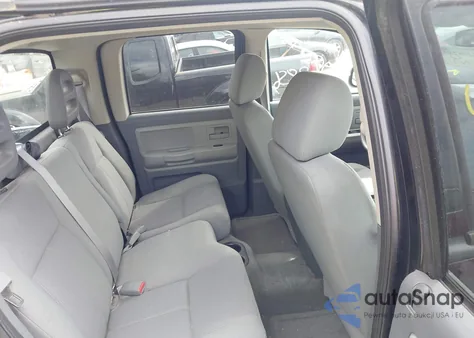 2006 Dodge Dakota Slt from USA, damaged, VIN 1D7HW48K76S507673